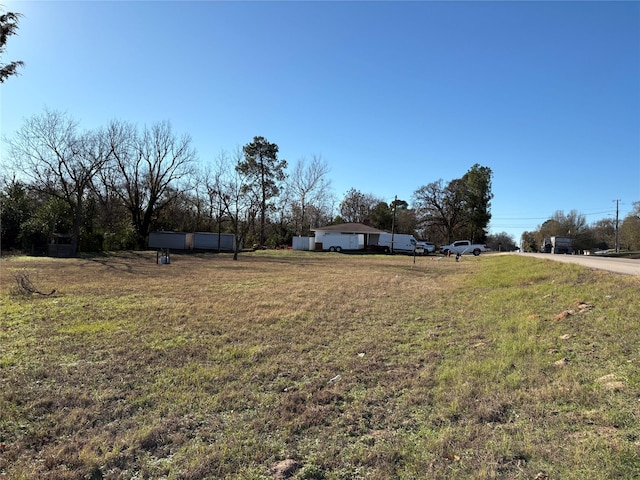 Listing photo 3 for 0001 N Main St, Winnsboro TX 75494