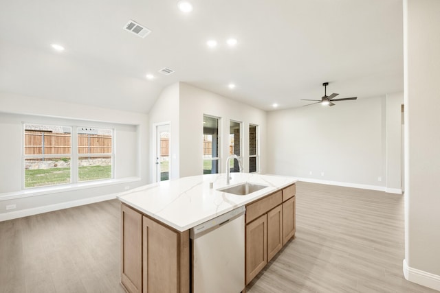 806 Willowbanks Dr, Josephine, TX 75173 - kitchen with a sink, dishwashing machine, open floor plan, light wood-style floors, and recessed lighting