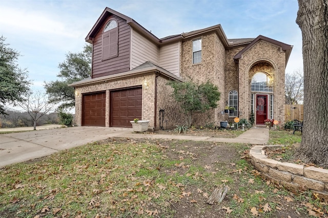 view of front facade featuring a garage