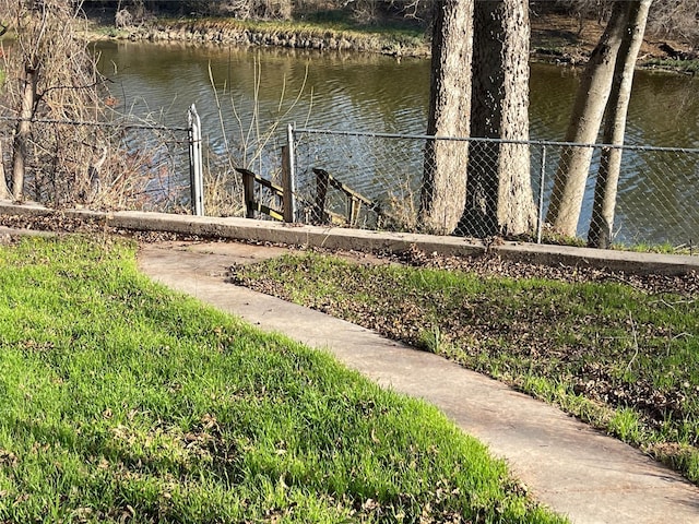 view of yard with a water view