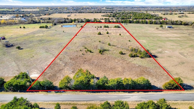 Listing photo 3 for 2144 County Road 1044, Celeste TX 75423