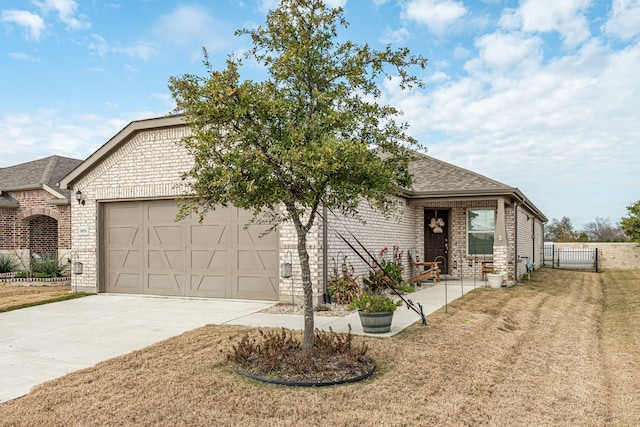 view of front of house featuring a garage