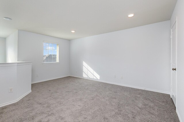 empty room with carpet