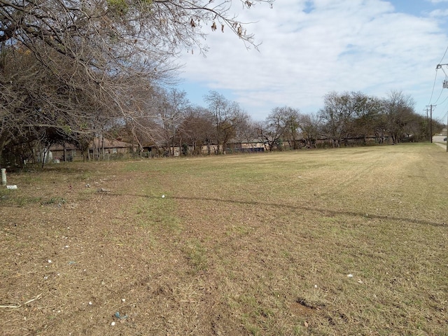 Listing photo 2 for 320 W Hidden Creek Pkwy, Burleson TX 76028