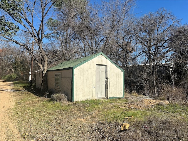 view of outdoor structure