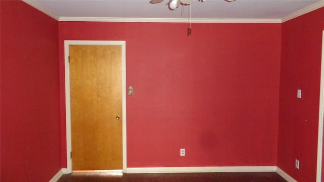 empty room featuring crown molding and ceiling fan