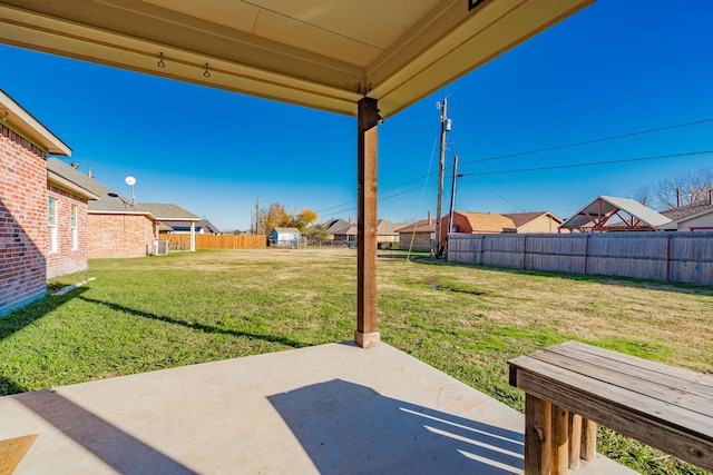 view of yard with a patio