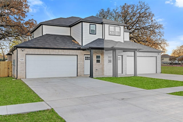 view of front of property with a front yard