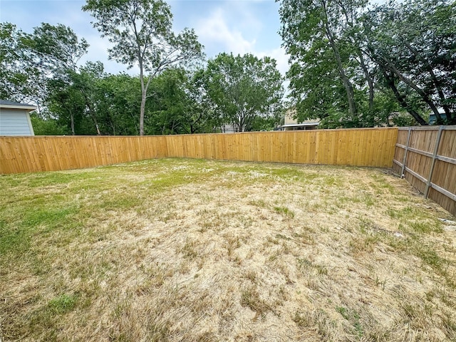 609 E 14th Ave, Corsicana, TX 75110 - view of yard