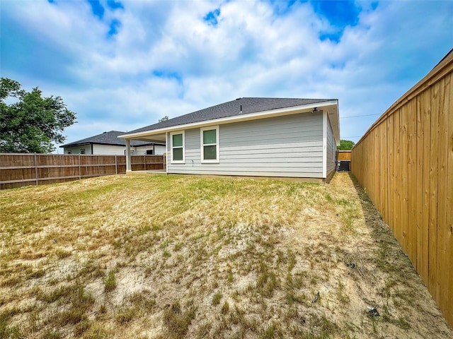 609 E 14th Ave, Corsicana, TX 75110 - back of house featuring cooling unit