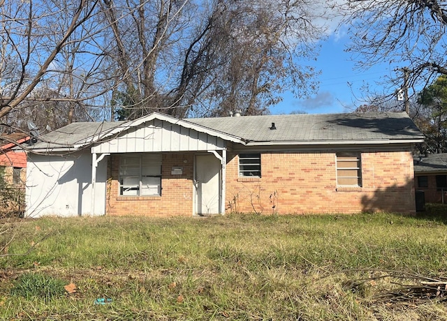 view of rear view of house