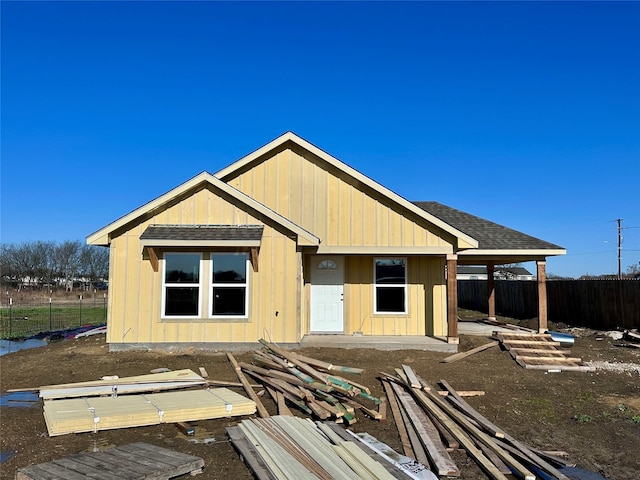 view of front of home