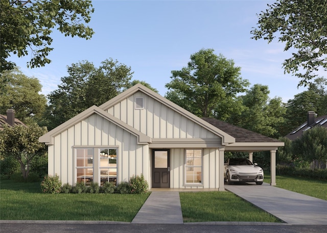 view of front of house with a front yard and a carport