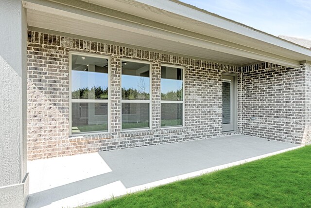 121 Red Cedar Ct, Balch Springs, TX 75181 - view of patio / terrace