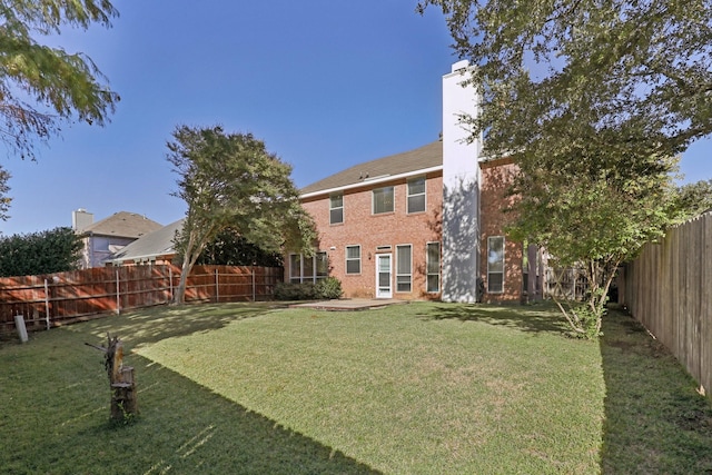 view of yard with a patio area