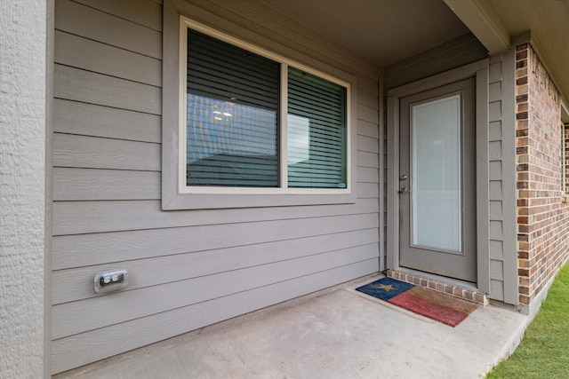 view of property entrance