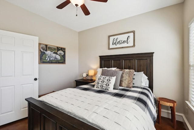 bedroom featuring ceiling fan