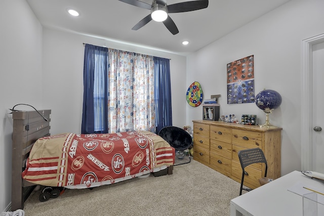 bedroom with ceiling fan and carpet