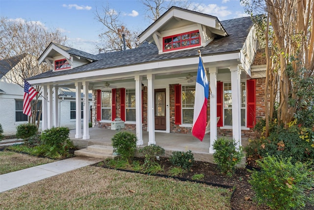 view of front facade featuring a porch