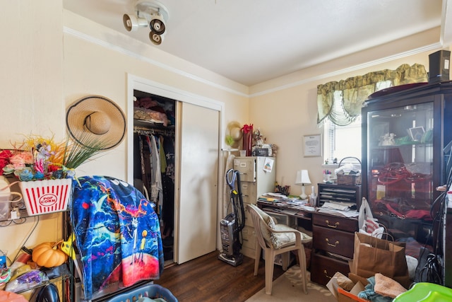 office area featuring crown molding and hardwood / wood-style flooring