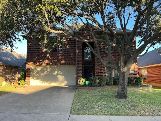 view of front facade featuring a garage and a front lawn