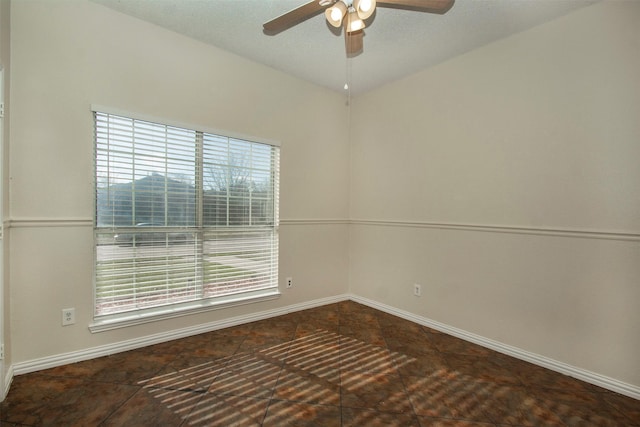 empty room with ceiling fan