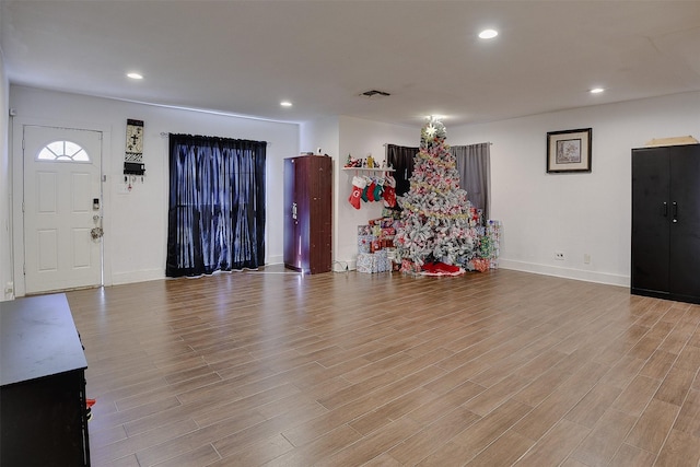 foyer entrance featuring light hardwood / wood-style floors