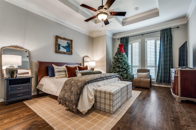 bedroom with dark hardwood / wood-style floors, ceiling fan, and crown molding