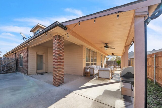 view of patio with ceiling fan