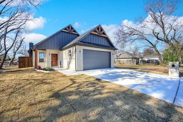 craftsman-style home featuring a garage