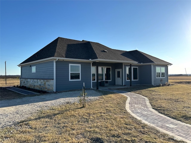 view of front of house with a front yard