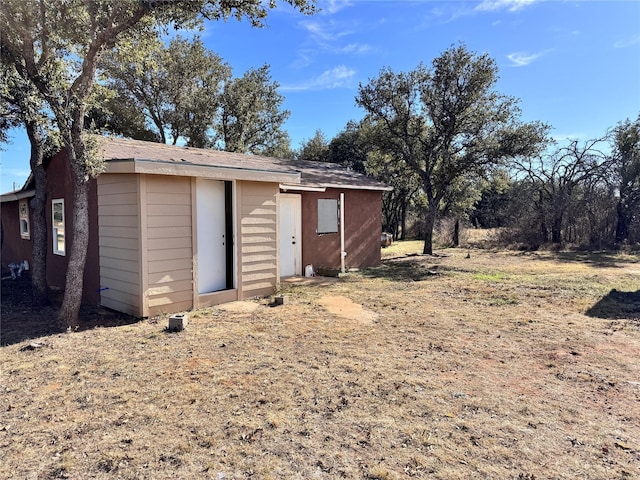 view of outbuilding