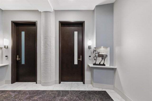 entryway featuring elevator