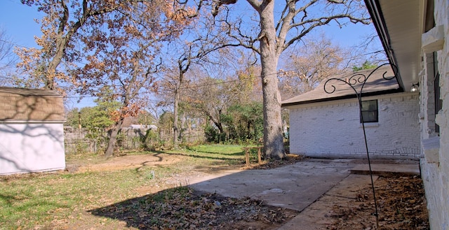 view of yard with a patio