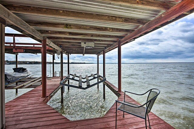 view of dock featuring a water view