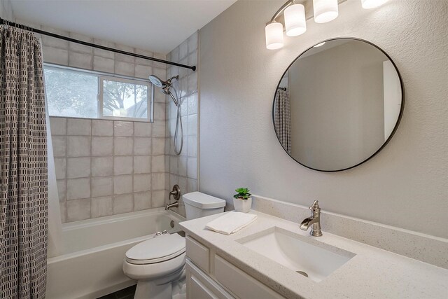 bedroom featuring dark wood-type flooring, ceiling fan, a closet, and crown molding