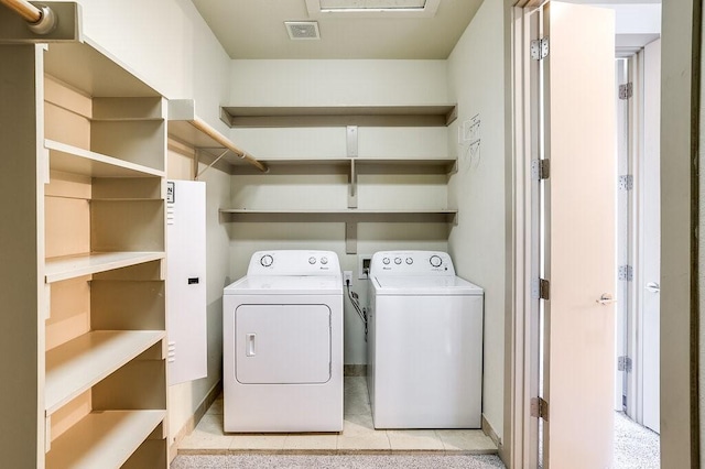 laundry area featuring washer and clothes dryer