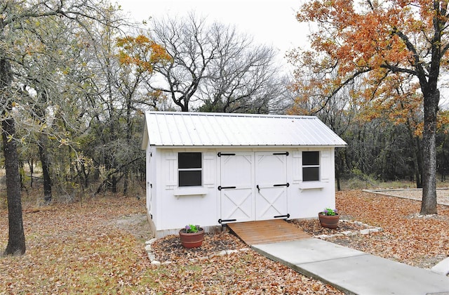 view of outbuilding