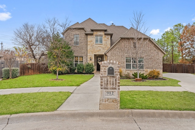 view of front of house with a front yard