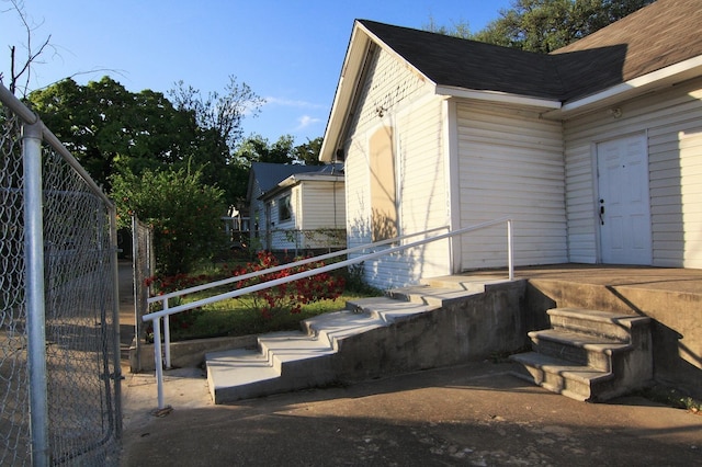 view of home's exterior