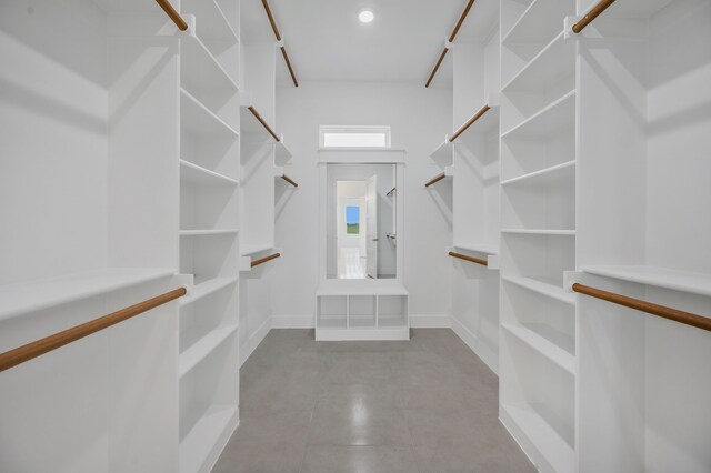 571 N Armstrong Rd, Venus, TX 76084 - view of walk in closet