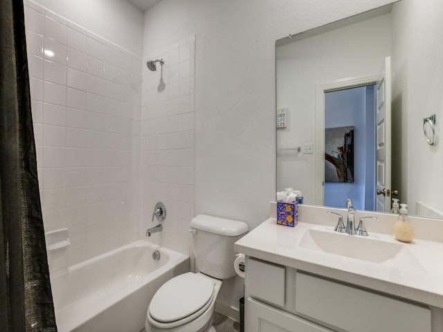 full bathroom featuring vanity, shower / tub combo with curtain, and toilet