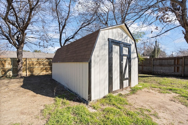 view of outbuilding