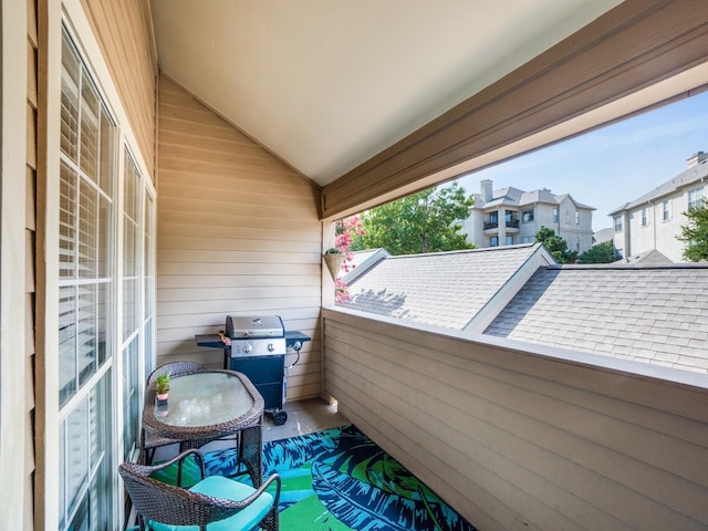 balcony featuring area for grilling