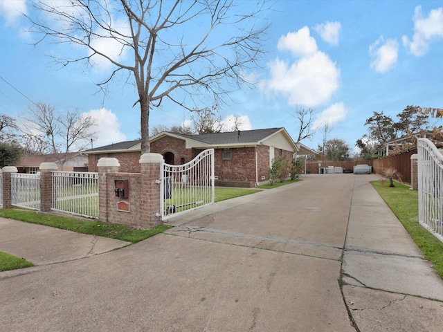 view of front of property