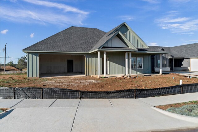 view of front of house with a garage