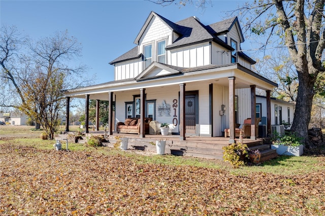 view of front of home featuring a porch