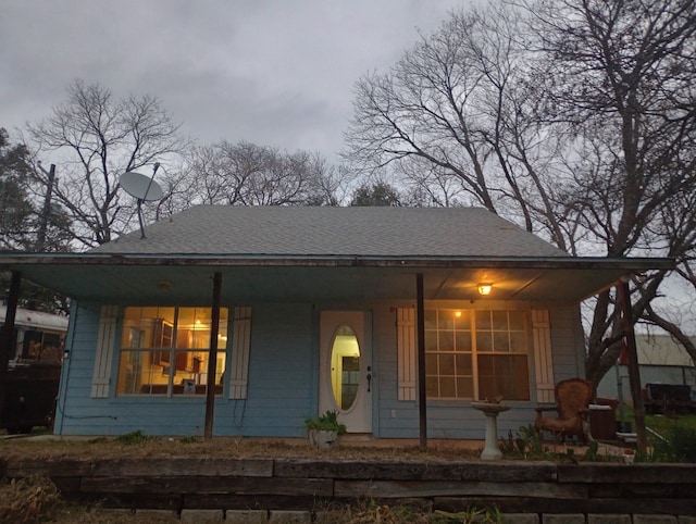 view of front of home featuring a porch