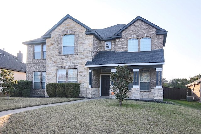 view of front facade with a front yard