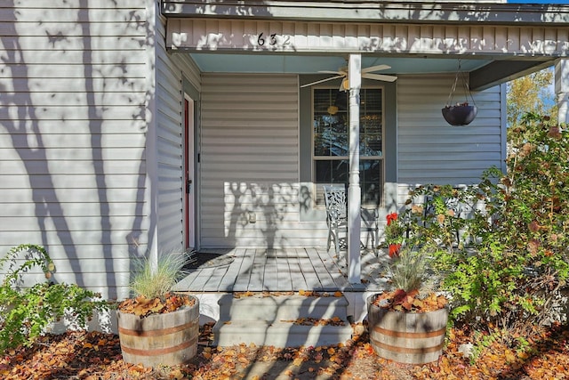 entrance to property with covered porch